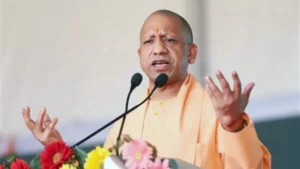 UP: 2017 से पहले अराजकता और बदहाली से जूझ रहा था देवरिया: सीएम योगी ने सपा सरकार पर साधा निशाना।
