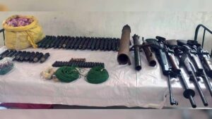 सुरक्षा बलों की बड़ी कामयाबी, नक्सलियों के हथियारों का जखीरा और IED बरामद