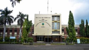 मैनिट के विद्यार्थियों को सायबर क्राइम से किया जागरूक