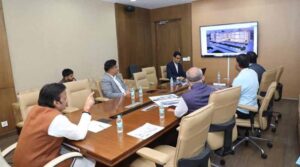 चिकित्सकीय अधोसंरचनात्मक विकास में स्टेट ऑफ़ द आर्ट सुविधाओं को करें शामिल: उप मुख्यमंत्री  शुक्ल