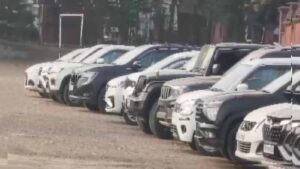 इंदौर में लग्जरी कार रेंटल घोटाला पकड़ा, संजय कालरा गिरफ्तार, 39 महंगी कारें बरामद