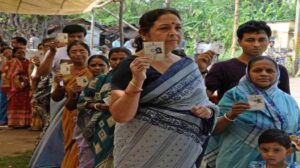 2.42 करोड़ महिला वोटर पर तृणमूल कांग्रेस की नजर, लक्खी भंडार का अनुदान बढ़ाया