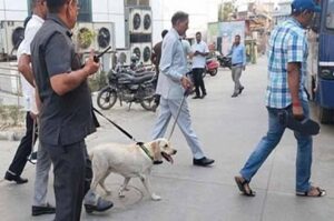 दिल्ली में हड़कंप: 9 स्कूलों को बम से उड़ाने की धमकी, बम स्क्वाड तैनात