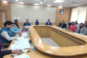 पिछड़ा वर्ग तथा अल्पसंख्यक कल्याण एवं अनुसूचित जाति विकास विभाग की हुई समीक्षा