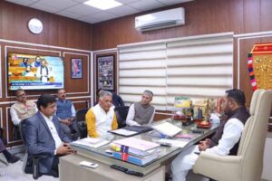 केंद्रीय आयुष राज्य मंत्री (स्वतंत्र प्रभार) श्री जाधव से मिले, आयुष मंत्री  इन्दर सिंह परमार