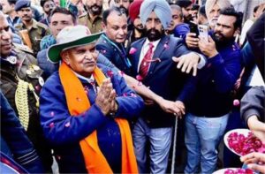 राज्यपाल ने नशे के खिलाफ किया पैदल मार्च, ‘AAP नेताओं को फोन किए लेकिन अभियान में नहीं पहुंचे’