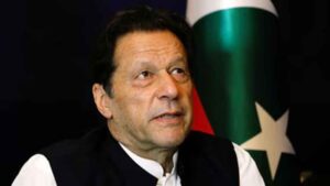 इमरान खान की 85% आंखों की रोशनी गई! हेल्थ अपडेट से पाकिस्तान में मचा बवाल, CJP ने लिया संज्ञान