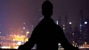 10वीं छात्र की मौत: दोस्तों संग पब में पार्टी के बाद 7वीं मंजिल से कूदकर हुआ संदिग्ध हादसा